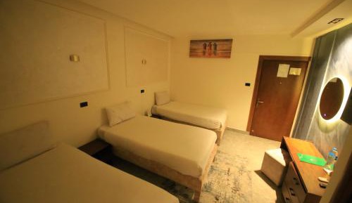 Luxury Triple Room