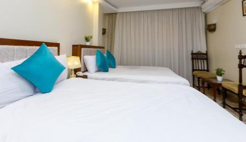 Deluxe Apartment