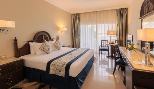 Deluxe Room with Pool View