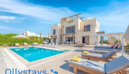 Villa with Private Pool