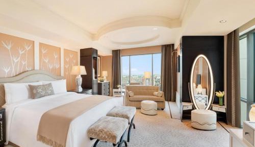 Superior, City View, Guest room, 1 King