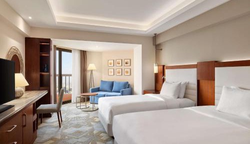 Twin Deluxe Room with City View