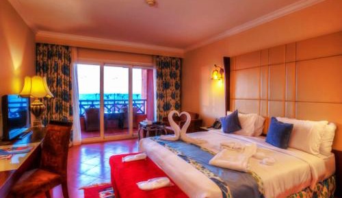 Double or Twin Room with Sea View