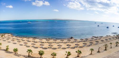 Deluxe Suite with Sea View