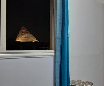 Deluxe King Studio