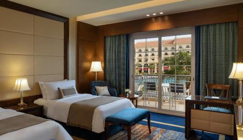 Deluxe Room Pool view, 2 Twin beds