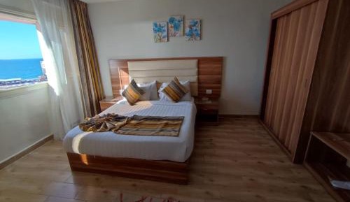 Royal Suite Direct Sea View (Egyptians & Resident Foreigners only)