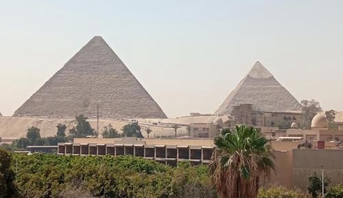 Deluxe Junior Suite with Pyramids View
