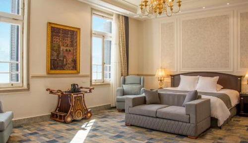 Royal Suite