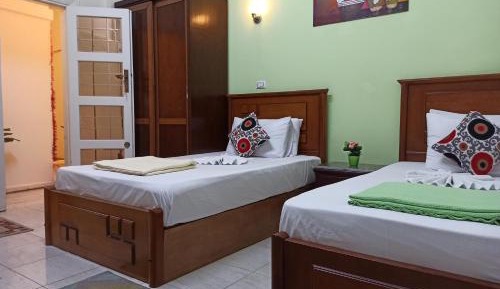 Deluxe Double Room with Private Bathroom
