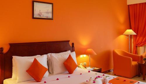 Double or Twin Room with Sea View