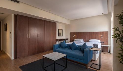 Deluxe Studio with Kitchenet