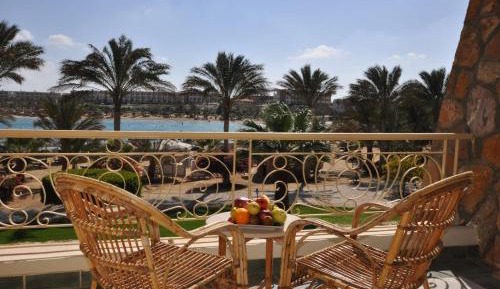Deluxe Triple Room - Beachfront