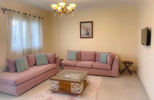Heliopolis Condo | Lovely 2 bedrooms condo for rent in Cairo
