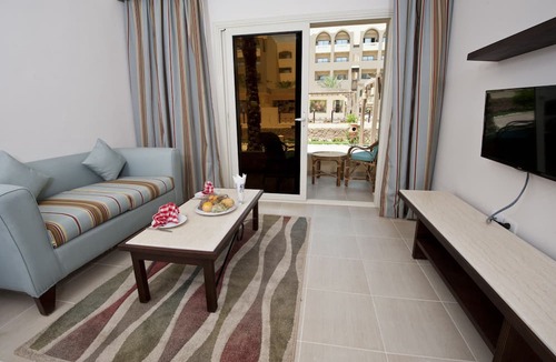 Al Ahyaa Hotel | El Karma Aqua Beach Resort