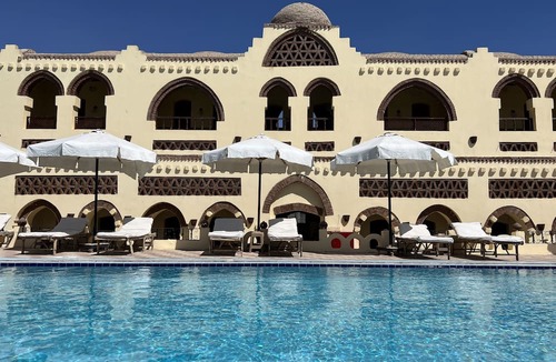 Luxor Hotel | Elphardous Oasis Hotel