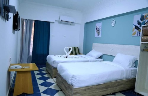 Sheraton Road -Sakkala Hotel | Lamera Hotel.