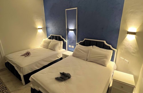 Qasr an-Nil Hostel | Lucky Hostel