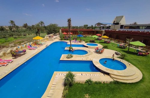 Tunis Village Hotel | Tunis Pyramids Hotel