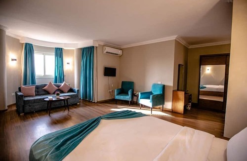 Kafrat al Jabal Hotel | Pyramids Oasis Hotel