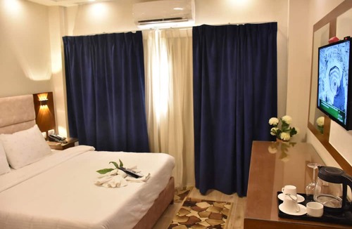 Nasr City Hotel | Jewel Al Nasr Hotel & Apartments