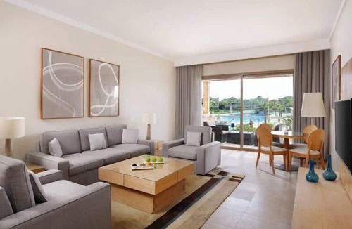 Ain Sokhna Hotel | JAZ Little Venice Golf Resort