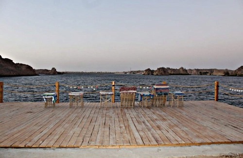 Al Karnak House | Ajilika