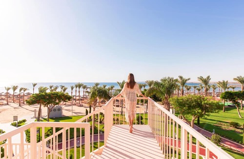 Village Road Resort | Pickalbatros Palace Hurghada - All inclusive