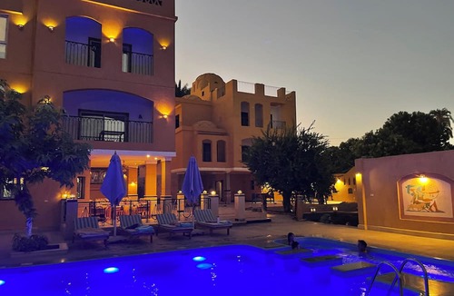 Luxor Hotel | Jewel Howard Carter Hotel
