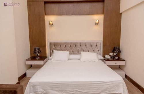 Maadi Hotel | Ultra Loaloa Nile Maadi Hotel
