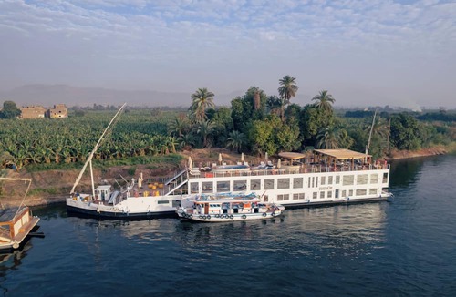 Aswan Boat Rental | Hathor Ultra Luxury Dahabiya Cruise - Wednesday from Aswan 3 Nights