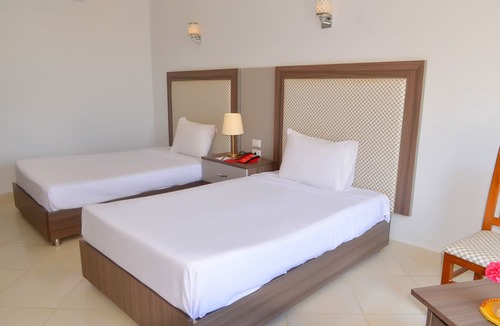 Village Road Hotel | Elite Sea Sky Hotel