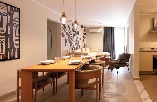 Shurtah al-Dakhlah Apartment | Kennah Chill & Swim | 1BR with Pool, October City