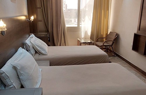 Giza Hotel | Enter Pyramids Inn