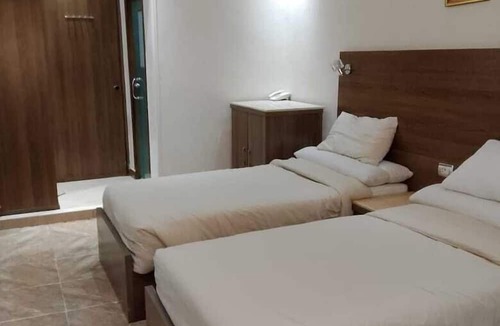 Giza Hotel | Enter Pyramids Inn