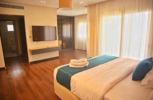 New Cairo Apartment | Settle Inn Cairo Festival City Villa