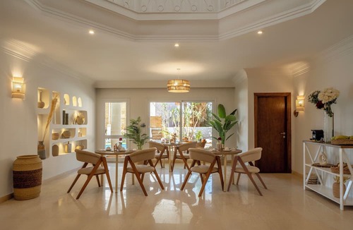Giza Hotel | Noya By Dhara Hotels