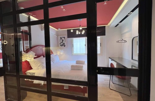 Heliopolis Apartment | The 2 BDR Scarlet Condo 5 min to CAI Airport