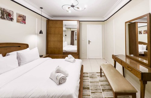 Heliopolis Apartment | Xuru Stays I The Hospitable 2bdr Apt. 5 min From CAI Airport