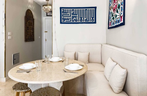 Nasr City Apartment | Xuru Stays I Authentic Traditions Cozy Stays, 1bdr