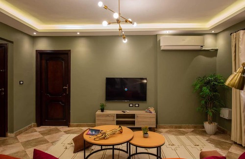 Heliopolis Apartment | Xuru Stays I Play Foosball & Do Yoga - 1 BR Apt. 5 Min To Airport