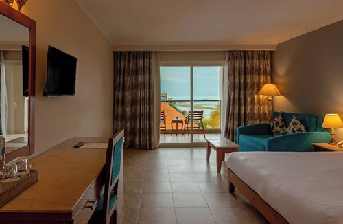 Al Ahyaa Resort | SUNRISE Solara Aqua park Resort