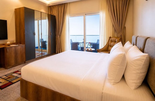 Aswan Hotel | Blue Lotus Nile Suites Hotel Aswan