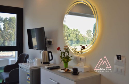 Al Haram House | Maria Pyramids House