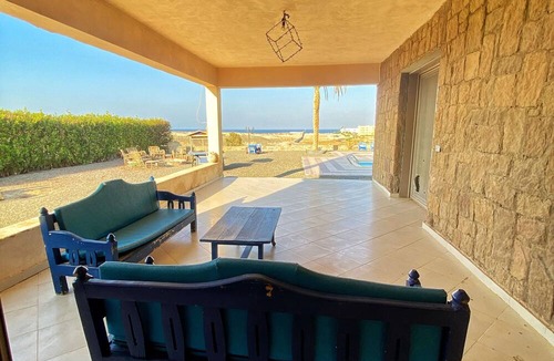 Marsa Alam House | A cozy sea view pool Villa offering a Double room with a private bathroom and AC