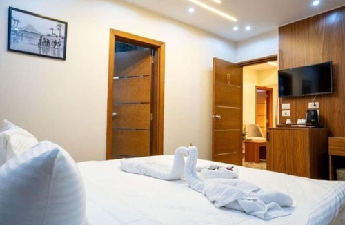 Kafrat al Jabal Hotel | Pharaonic Pyramids Hotel