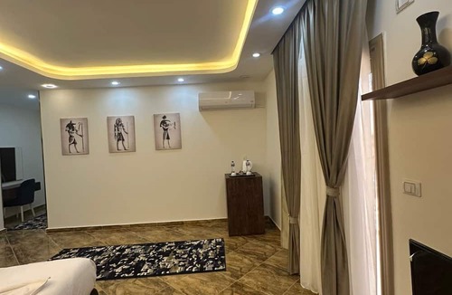 Kafrat al Jabal Hotel | Pharaonic Pyramids Hotel