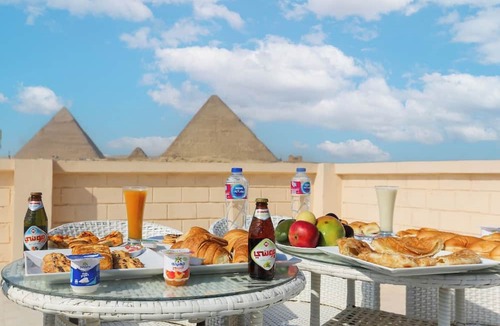 Al Haram Bed & Breakfast | Flower Pyramids Inn