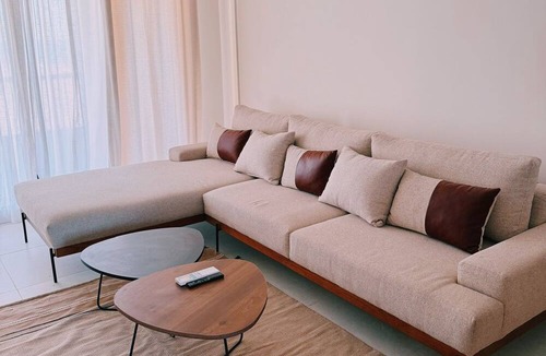 Ras Sudar House | steps away from the beach!