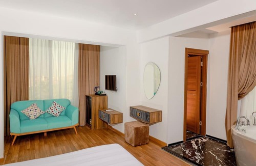 Kafrat al Jabal House | Guest House Paradise Top Roof Pyramids View